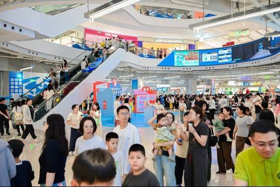 冠达管理 威海“双节”消费市场人气旺活力足 14家重点商贸流通企业“揽金”6.3亿元